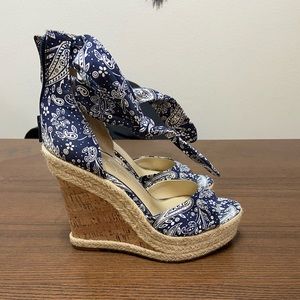 Jessica Simpson wedges